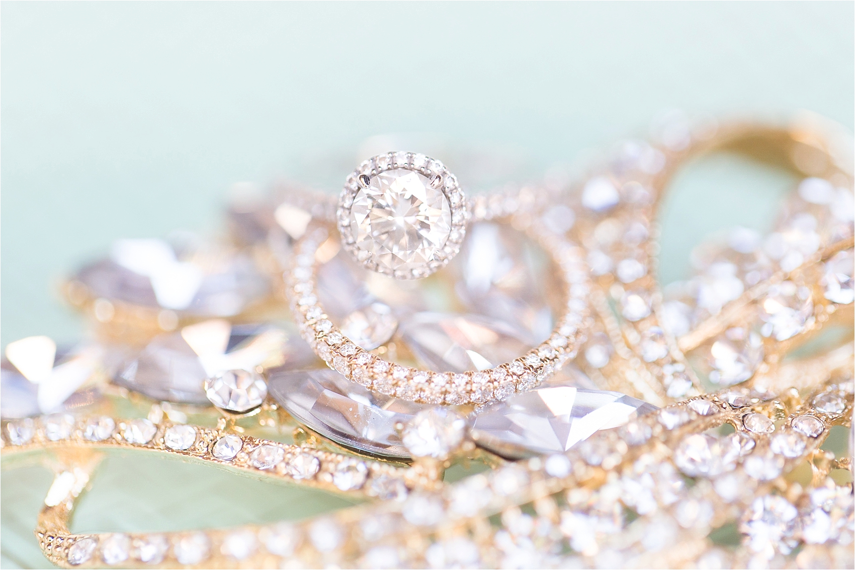 Diamond Halo Round Cut Engagement Ring